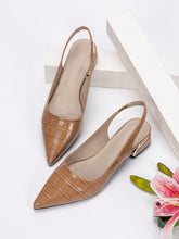 Charger l\'image dans la visionneuse de la galerie, Women's Pointed Toe Flat Back Thick Heel Shoes