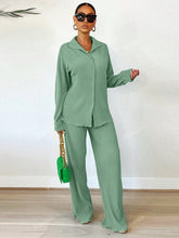 Charger l\'image dans la visionneuse de la galerie, 2pcs/Set Fashionable Pleated Shirt And Comfortable Wide Leg Pants Women's Casual Outfit