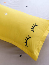 Charger l\'image dans la visionneuse de la galerie, Eyelash & Star Print Sheet Set