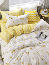 Charger l\'image dans la visionneuse de la galerie, Falling Flower Print Sheet Set