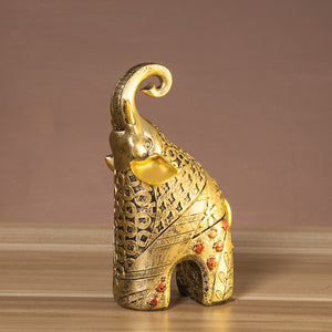 Resin arts and crafts wholesale creative gold elephant ornaments Europe