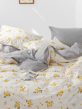Charger l\'image dans la visionneuse de la galerie, Flower Print Bedding Set Without Filler