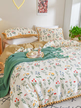 Charger l\'image dans la visionneuse de la galerie, Pom Pom Decor Flower Print Duvet Cover Set Without Filler