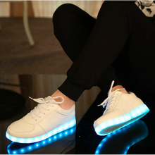 Charger l\'image dans la visionneuse de la galerie, LED Trainers