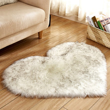 Charger l\&#39;image dans la visionneuse de la galerie, 2021 new home textile Plush living room heart-shaped carpet bedroom bedside mat cute girl style