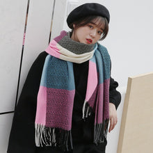 Charger l\&#39;image dans la visionneuse de la galerie, Ladies shawl scarf