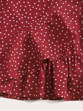 Charger l\&#39;image dans la visionneuse de la galerie, SHEIN Tie Front Polka-dot Print Top &amp; Ruffle Hem Knot Skirt Set