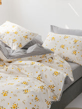 Load image into Gallery viewer, Flower Print Bedding Set Without Filler