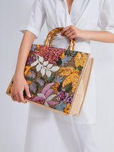 Load image into Gallery viewer, Random Floral Decor Straw Bag