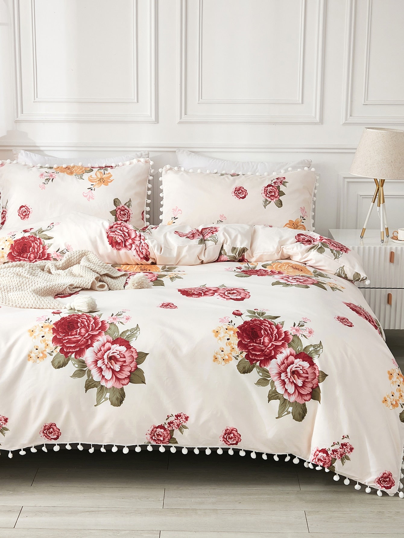 Pom Pom Decor Flower Print Duvet Cover Set Without Filler ZiiShop pom-pom-decor-flower-print-duvet-cover-set-without-filler-ziishop