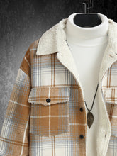 Load image into Gallery viewer, Men Plaid Print Teddy Lined Overcoat Without Sweater