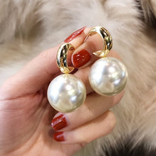 Load image into Gallery viewer, Dominated Women New Fashion Pearl Earrings Personality Metal Geometry Water Drop Kinds Of Exaggerated Drop earrings Jewelry