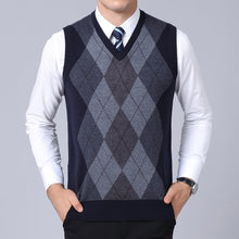 Load image into Gallery viewer, 2022 New Fashion Brand Sweater For Mens Pullovers plaid Slim