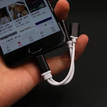 Load image into Gallery viewer, 2 in 1 Earphone &amp; Lightning Adapter for iPhone